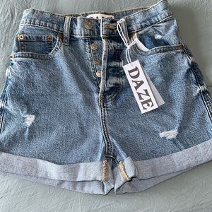 Daze high rise shorts